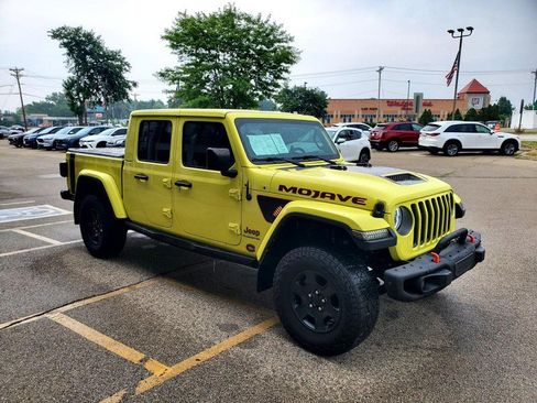 Used 2023 Jeep Gladiator Mojave w/ Cold Weather Group AWD/4WD image 3
