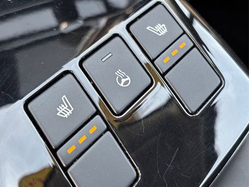 Used 2023 Kia Sportage EX image 29