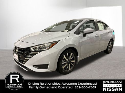 New 2025 Nissan Versa SV w/ Trunk Package image 2