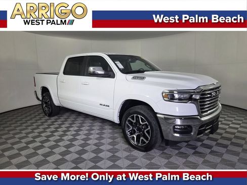 Used 2025 RAM 1500 Laramie AWD/4WD image 1
