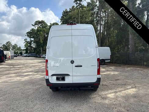 Used 2026 Mercedes-Benz Sprinter 2500 image 5