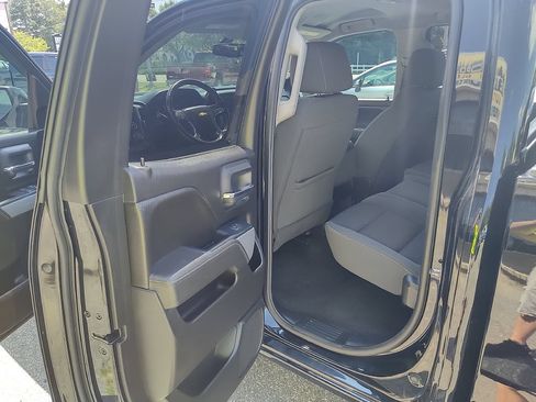 Used 2018 Chevrolet Silverado 1500 LT w/ All Star Edition AWD/4WD image 14
