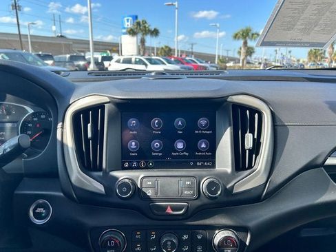 Used 2019 GMC Terrain Denali w/ Advanced Safety Package FWD image 8