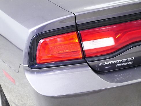 Used 2014 Dodge Charger SE AWD/4WD image 17