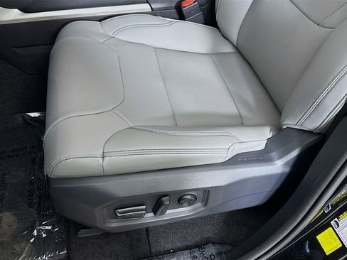 New 2026 Toyota Tundra Limited image 18