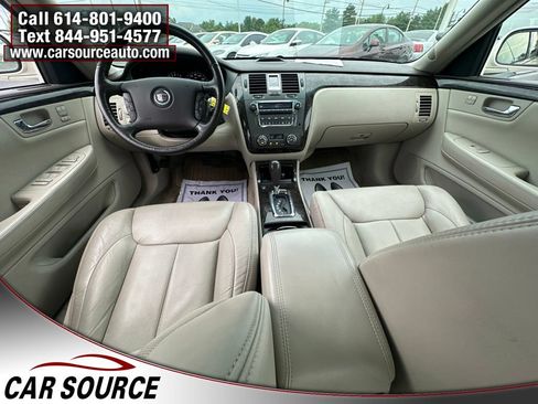 Used 2008 Cadillac DTS w/ Sun And Sound Package FWD image 19