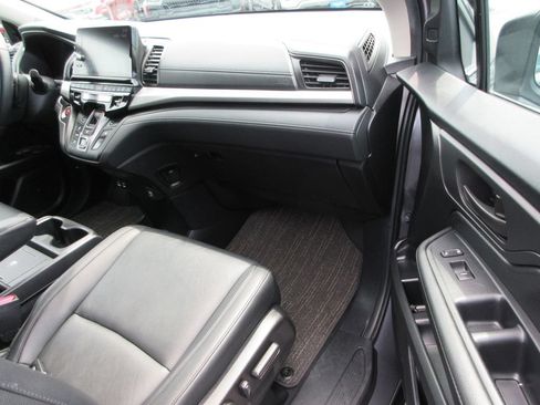 Used 2025 Honda Odyssey EX-L image 17