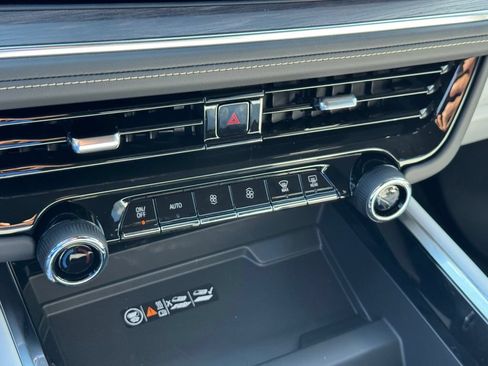 New 2026 Chevrolet Tahoe Premier AWD/4WD image 18