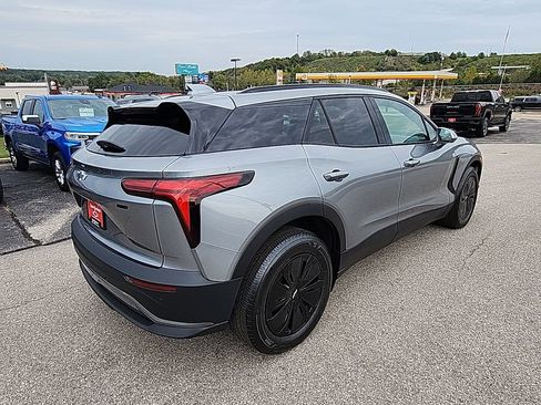 New 2026 Chevrolet Blazer EV LT AWD/4WD image 8