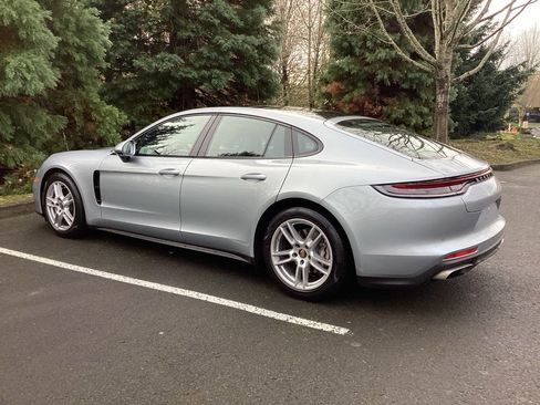 Used 2021 Porsche Panamera image 9