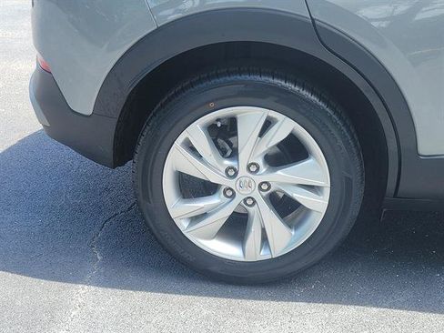 Used 2024 Buick Encore GX Preferred w/ Comfort Package FWD image 5