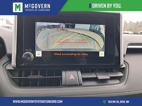 Used 2025 Toyota RAV4 LE image 39