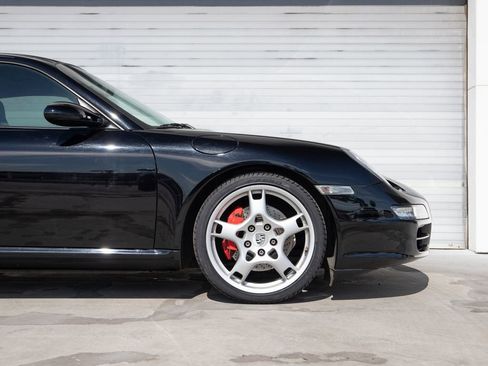 Used 2007 Porsche 911 Carrera S image 9