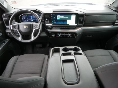 Used 2023 Chevrolet Silverado 1500 LT image 10