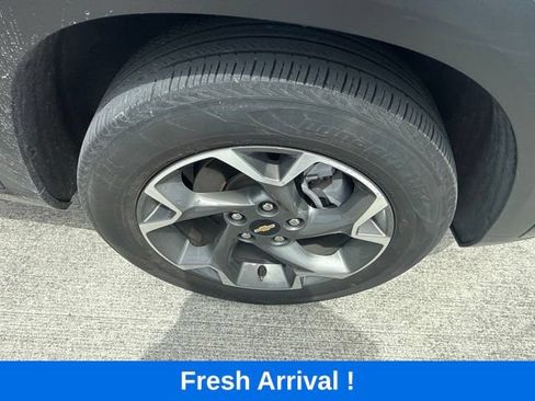 Used 2024 Chevrolet Trax LT FWD image 20