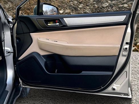Used 2018 Subaru Outback 2.5i Premium image 20