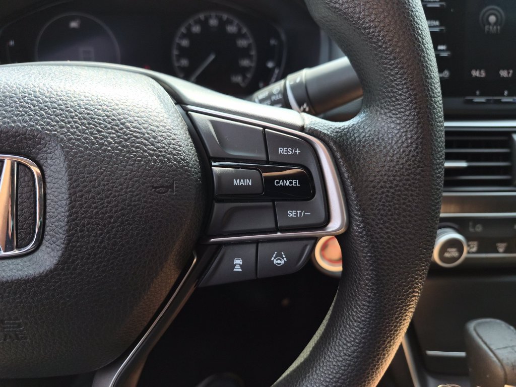 Used 2018 Honda Accord LX image 23