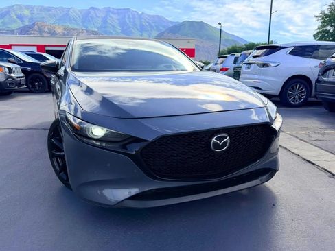 Used 2021 MAZDA MAZDA3 Hatchback w/Premium Plus Pkg AWD/4WD image 2