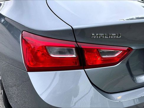Used 2024 Chevrolet Malibu LT FWD image 31