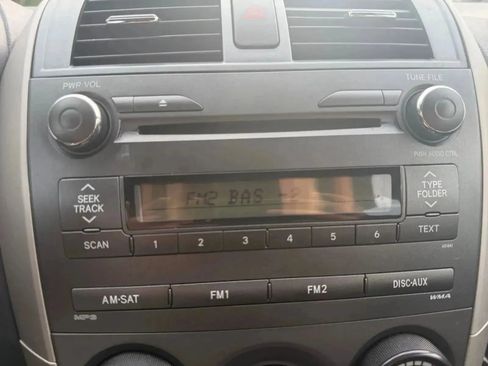 Used 2010 Toyota Corolla S FWD image 25