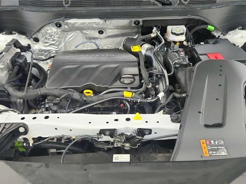 Used 2025 Chevrolet Trax ACTIV w/ Driver Confidence Package FWD image 21