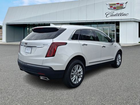 Certified 2023 Cadillac XT5 Luxury AWD/4WD image 5