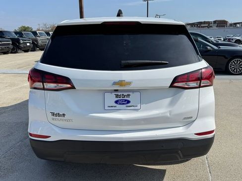 Used 2022 Chevrolet Equinox LS w/ LS Convenience Package AWD/4WD image 9