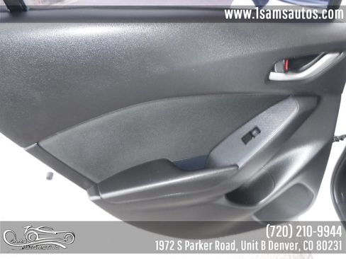Used 2016 MAZDA MAZDA3 i Touring FWD image 38