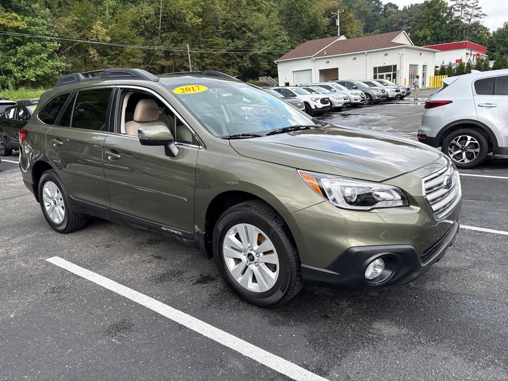Used 2017 Subaru Outback 2.5i Premium AWD/4WD image 5