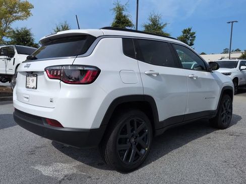 New 2026 Jeep Compass Latitude AWD/4WD image 4