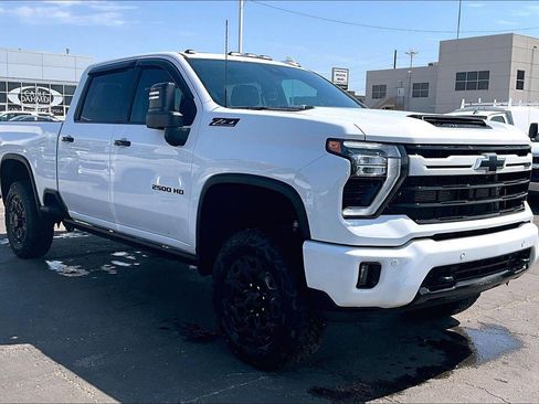 Used 2024 Chevrolet Silverado 2500 LTZ w/ LTZ Plus Package AWD/4WD image 1