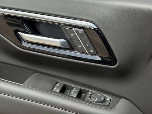 New 2026 Chevrolet Tahoe Z71 w/ Comfort Package AWD/4WD image 19