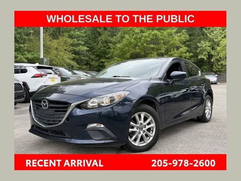 Used 2016 MAZDA MAZDA3 i Sport w/ Preferred Equipment Package FWD image 1