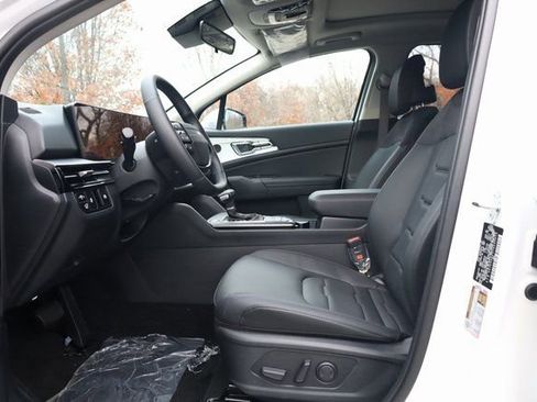 New 2026 Kia Sportage SX image 13