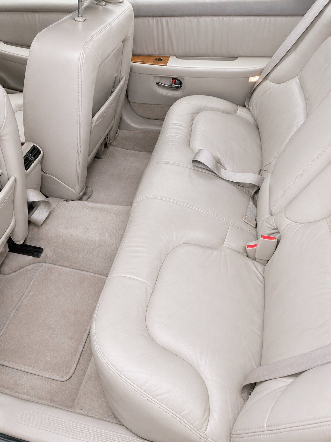 Used 2002 Buick Park Avenue FWD image 8