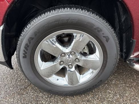 Used 2021 RAM 1500 Tradesman w/ Tradesman SXT Package image 3