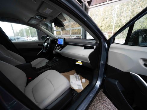 New 2026 Toyota Corolla Cross L image 26