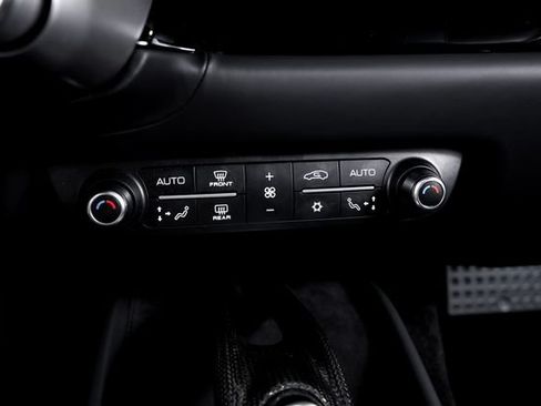 Certified 2022 Ferrari 812 GTS RWD image 45