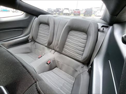 Used 2016 Ford Mustang GT RWD image 17