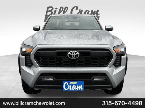 Used 2024 Toyota Tacoma TRD Off-Road AWD/4WD image 25
