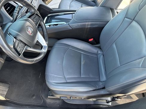 Used 2024 Buick Enclave Premium image 12