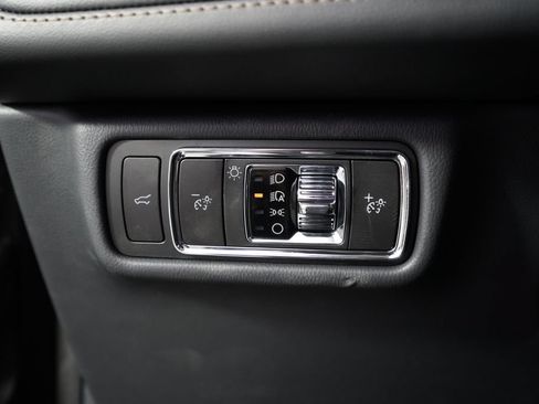 New 2026 Lincoln Aviator AWD image 17