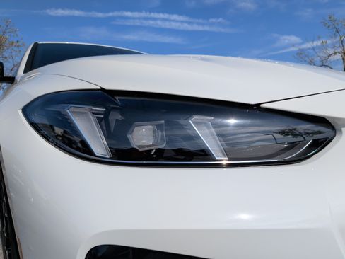 Used 2026 BMW 430i xDrive w/ M Sport Package AWD/4WD image 34