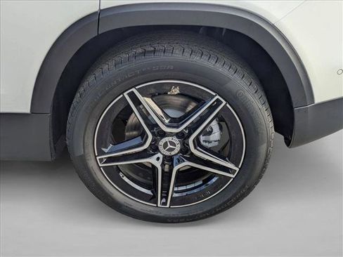 Used 2026 Mercedes-Benz GLB 250 GLB 250 image 10