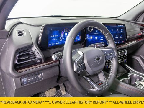 Used 2024 Chevrolet Traverse Z71 w/ LPO, Floor Liner Package image 5