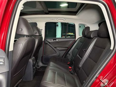 Used 2013 Volkswagen Tiguan SEL AWD/4WD image 17