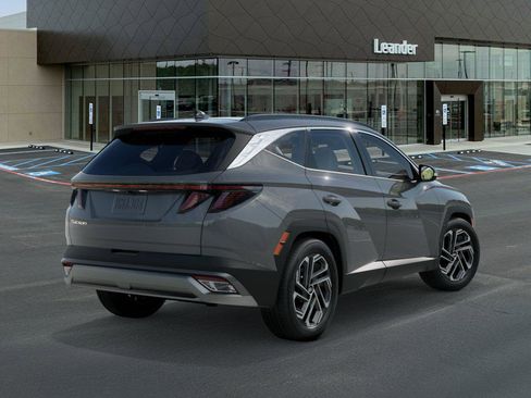 New 2026 Hyundai Tucson Limited FWD image 4