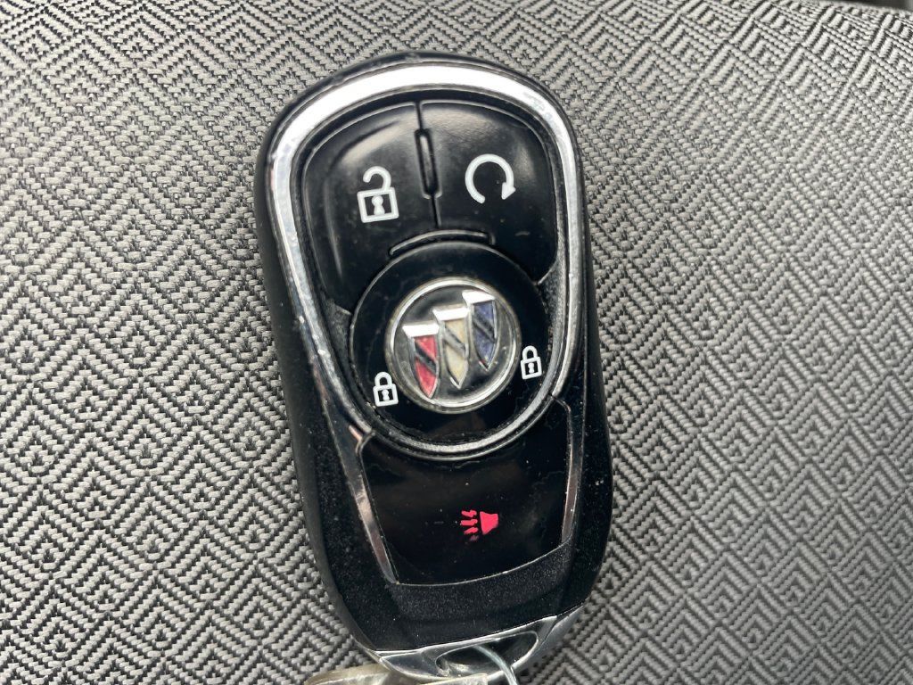 Used 2023 Buick Encore GX Preferred w/ Cold Weather Comfort Package AWD/4WD image 26