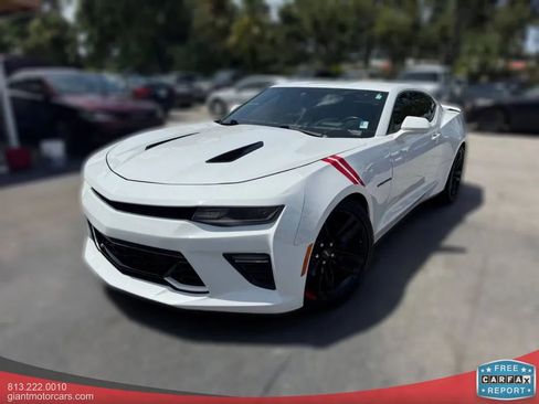 Used 2017 Chevrolet Camaro SS image 1