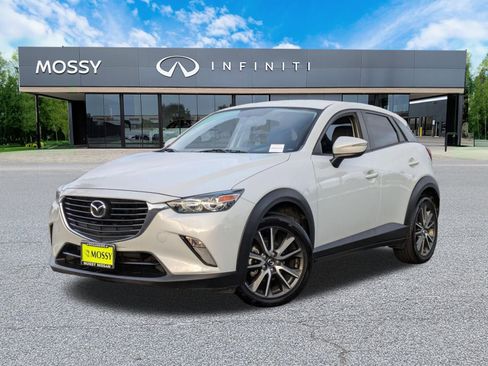 Used 2017 MAZDA CX-3 Touring image 1
